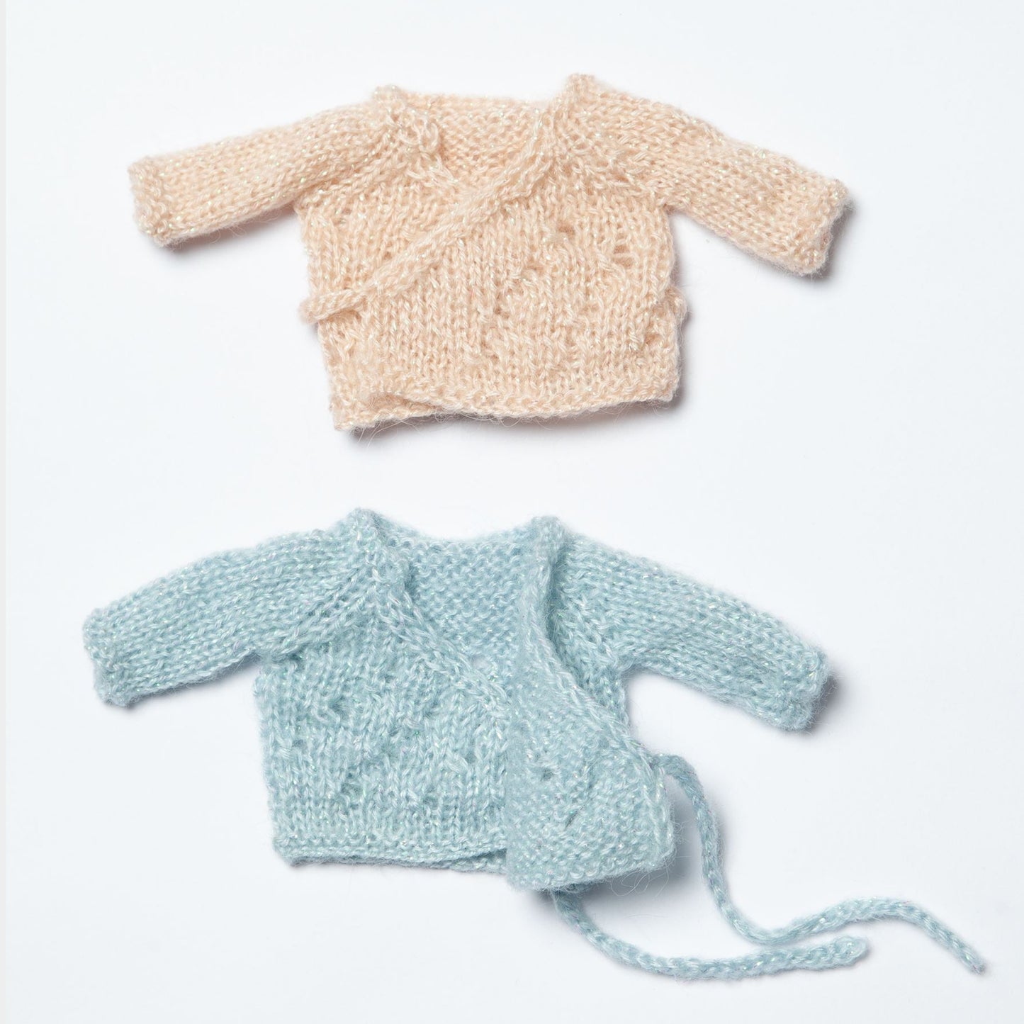 Small Cardigan With Sparkles For A 23 Cm Animal