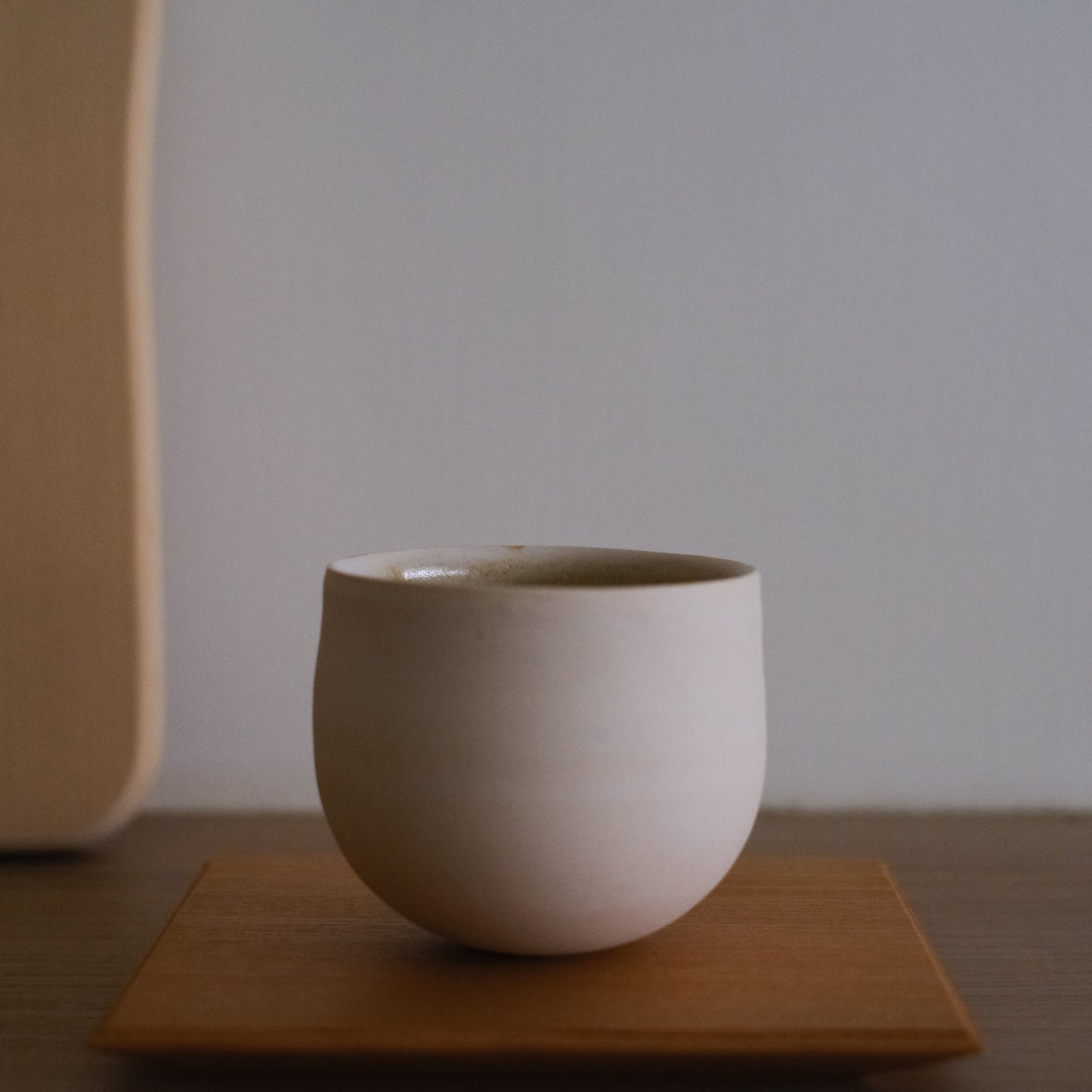 Nic L. - Egg Shell Cup - Nl - 03