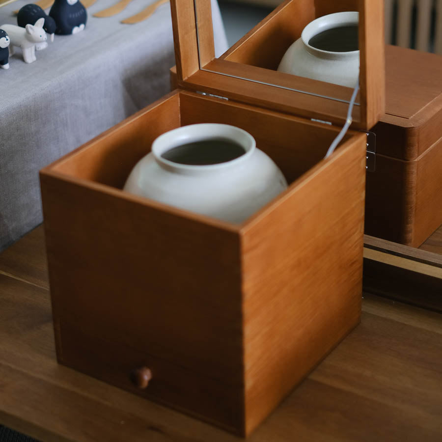 Makeup Box (The Wood Is Toga Wood.) - Classiky