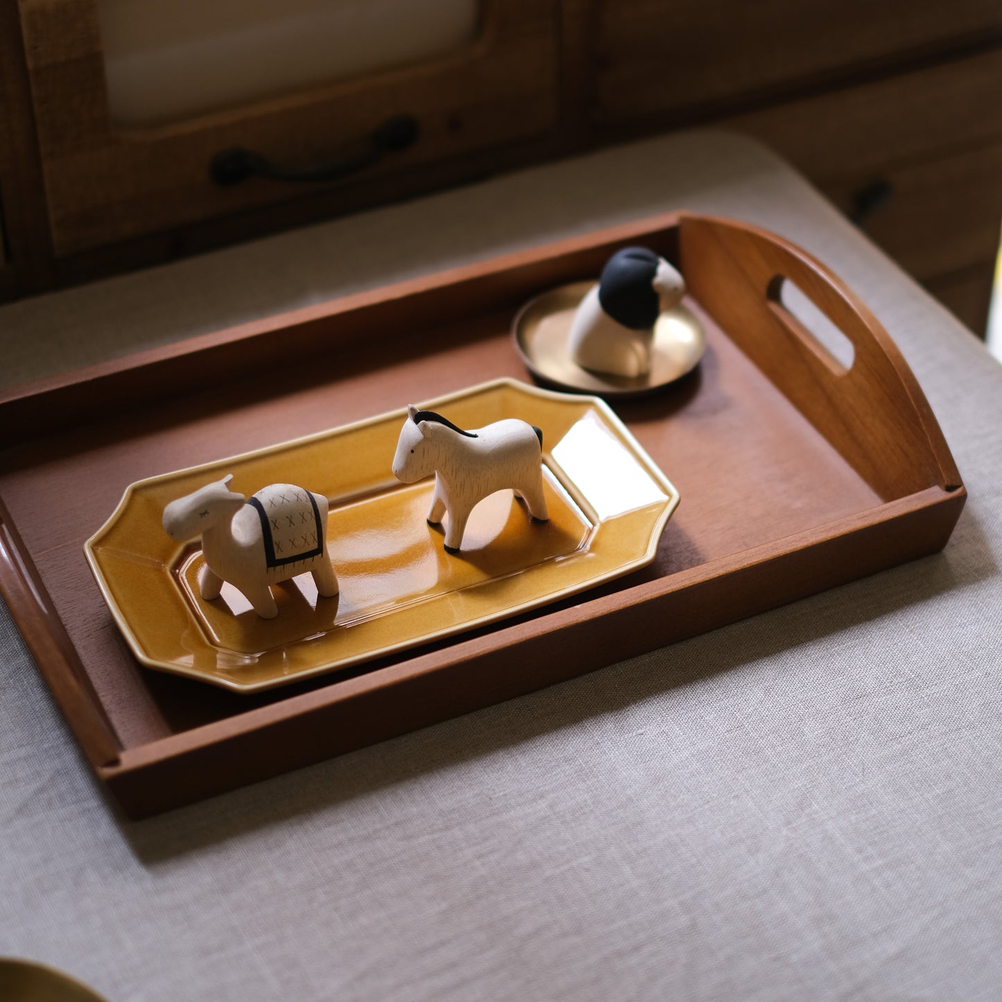 Bakery Tray (Br) With Wooden Handle