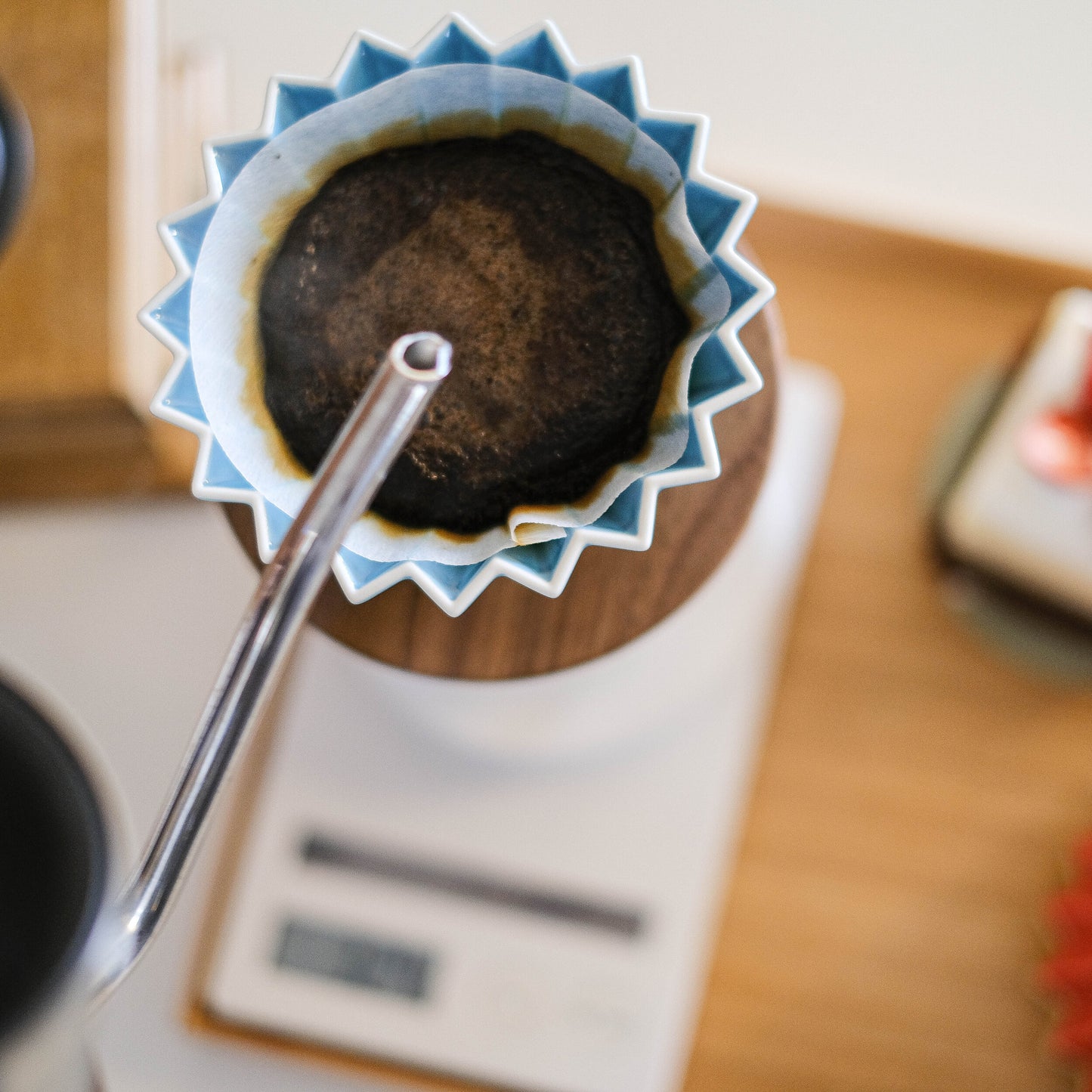 Saturn X Coninety Wood Dripper Holder