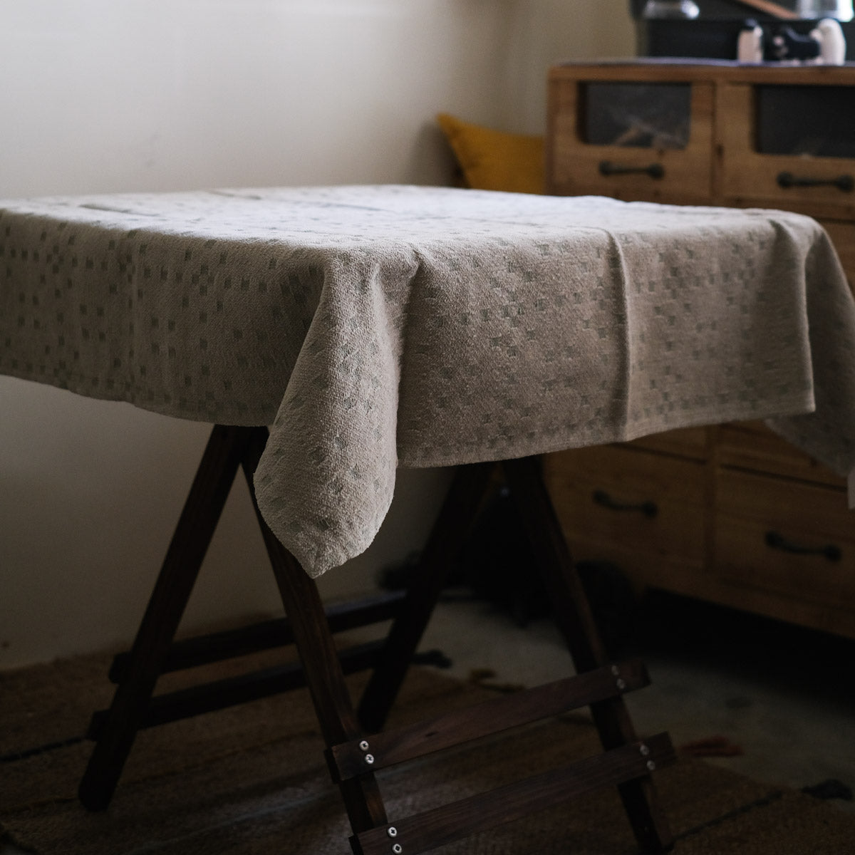 Tablecloth - Scatter Mark
