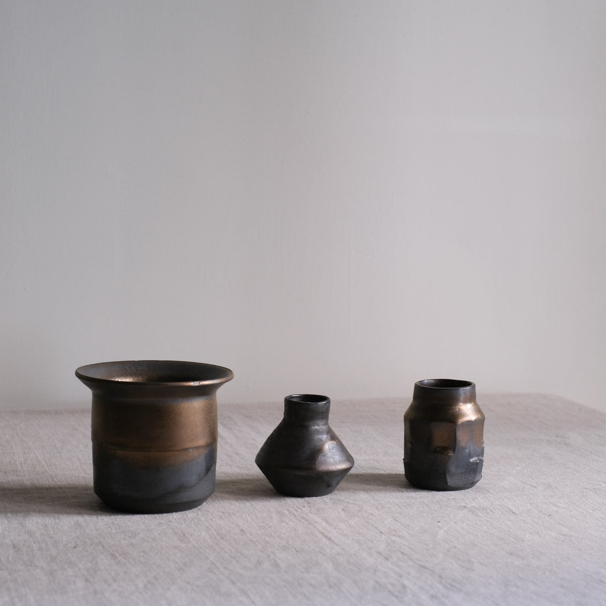 Golden Vase 1 - Ar16 - Po7