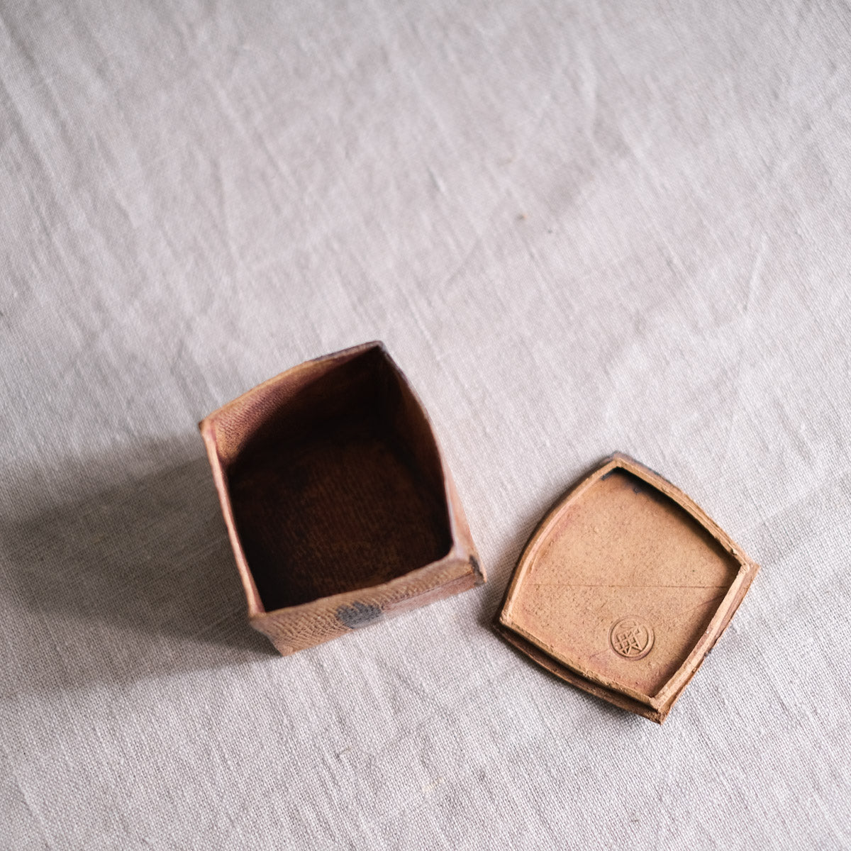 Lidded Box - Ar16 - Po13