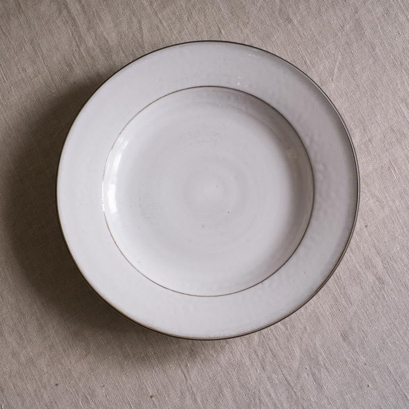 Made In 852 Espella Hui - 24 Cm Black Clay Plate - Co-E49