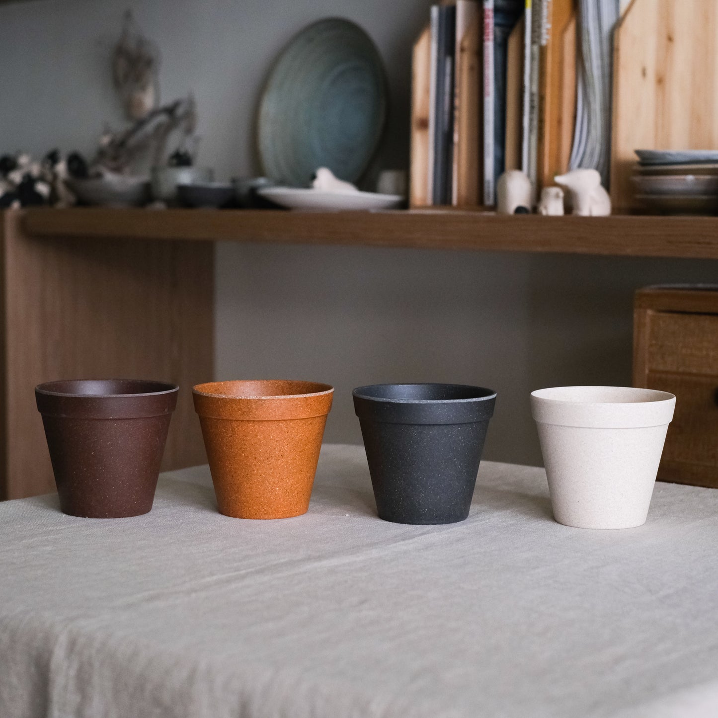 Recycled Resin 4 Flower Pot Set