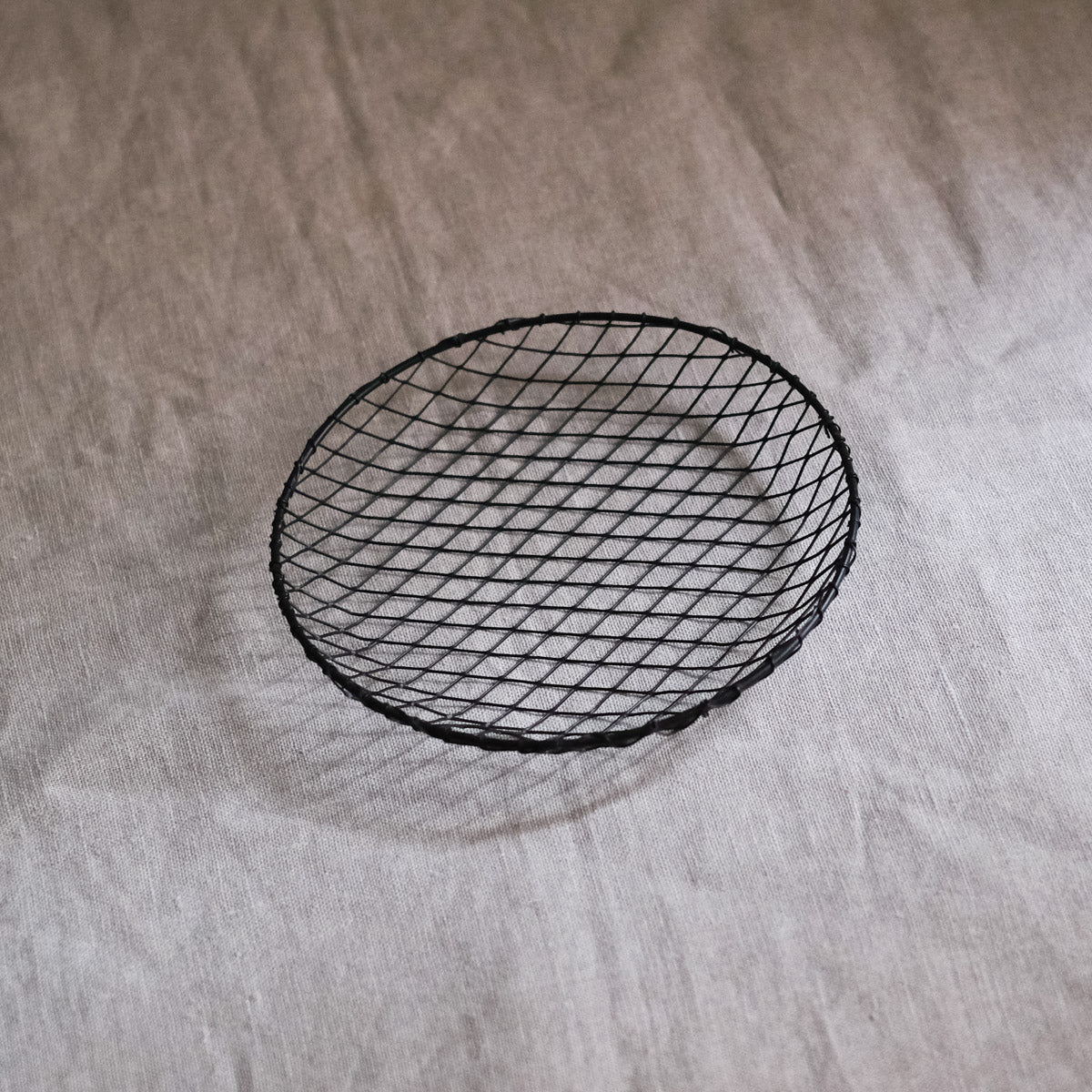 Black Mesh Dish
