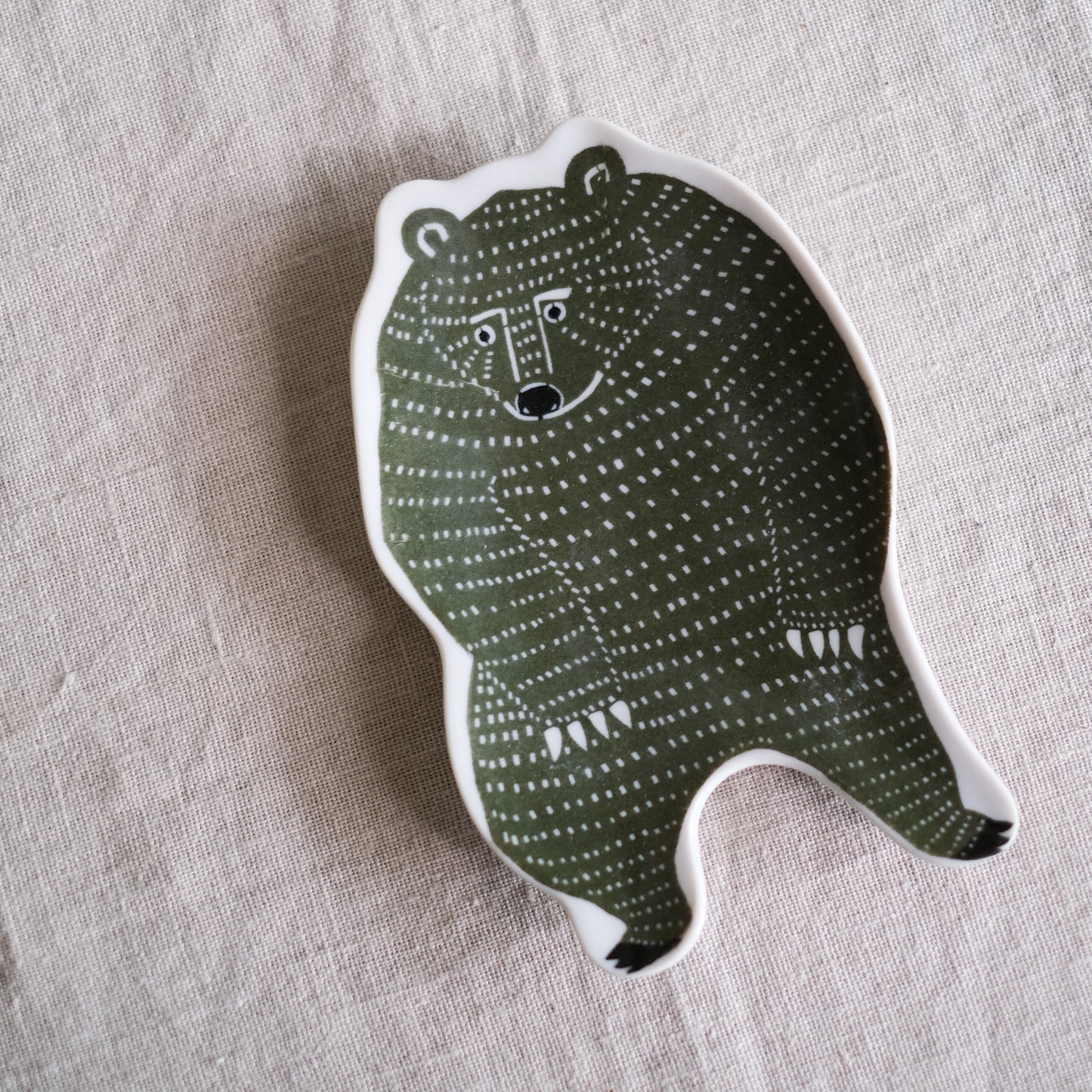 Kata Kata Dish (Bear)