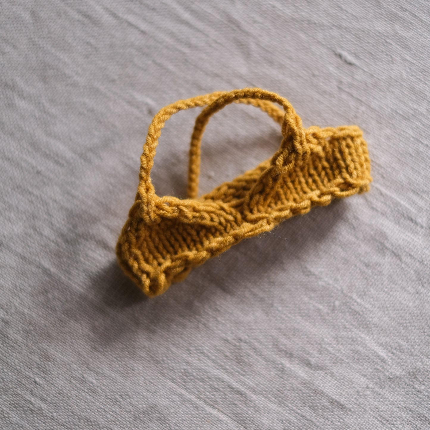 Small Retro Bikini-Top - Mustard - Philomena Kloss