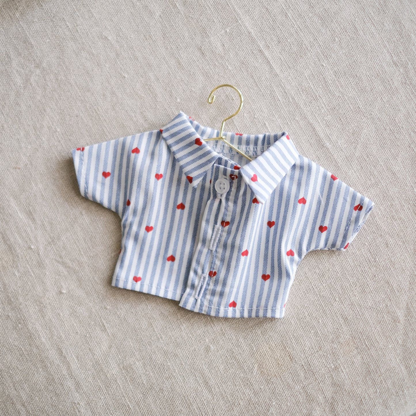 Small Shirts With Heart - Philomena Kloss