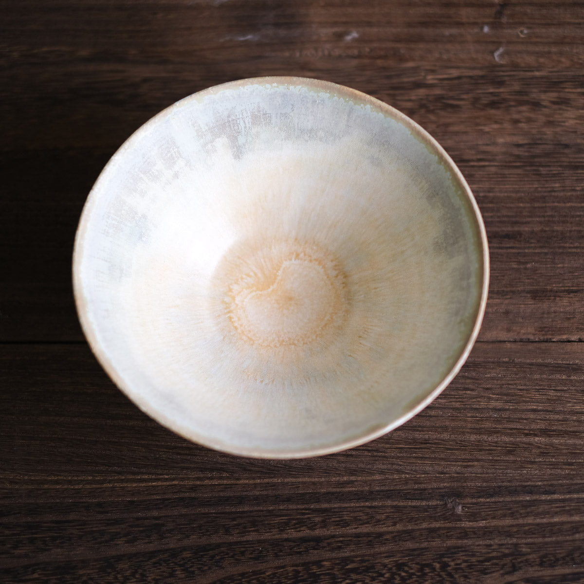 852 - Queenie - Large Light Coloured Bowl