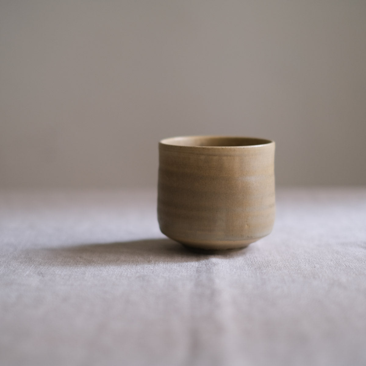 852 - Queenie - Tea Cup Yellow Smooth