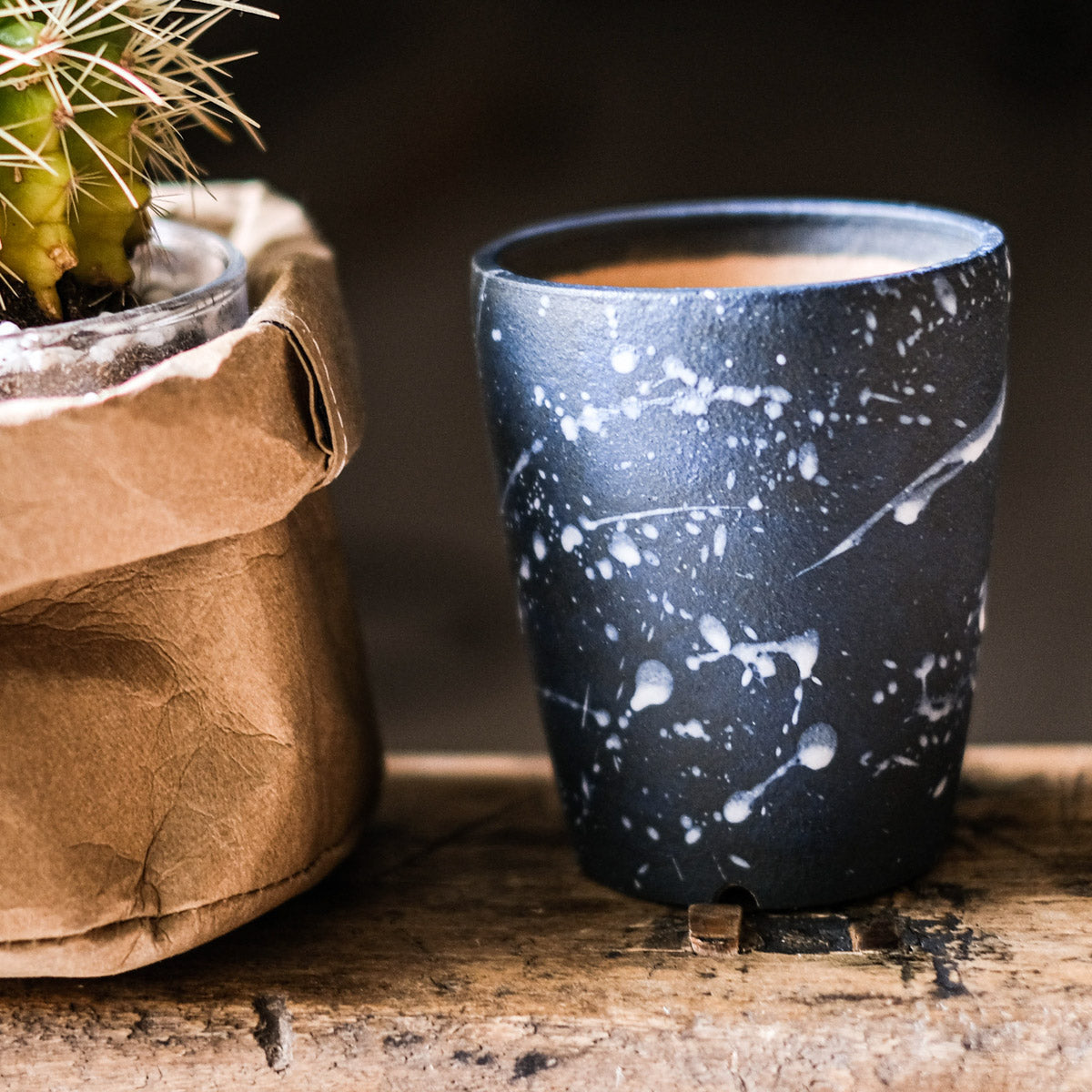 Winter Flower Pot - Regular