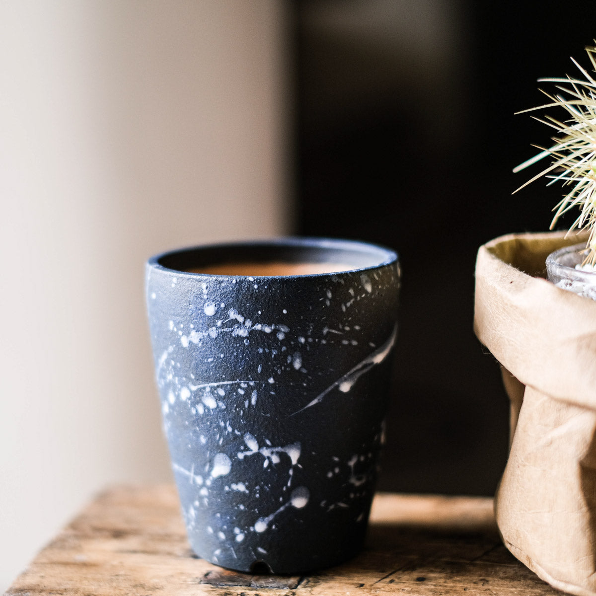 Winter Flower Pot - Regular