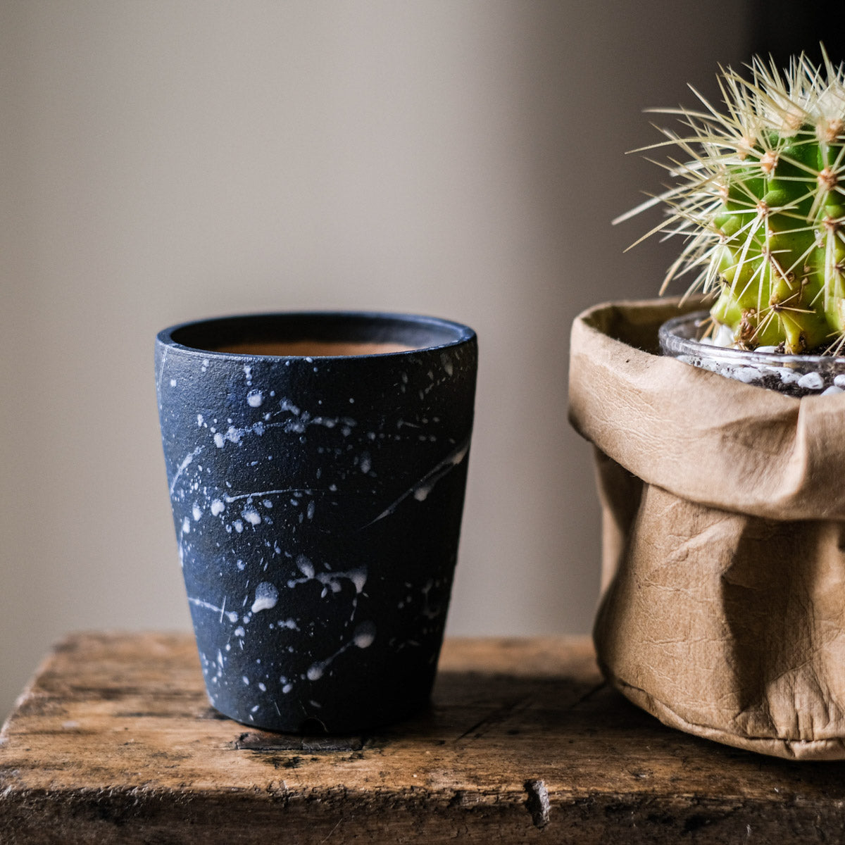 Winter Flower Pot - Regular