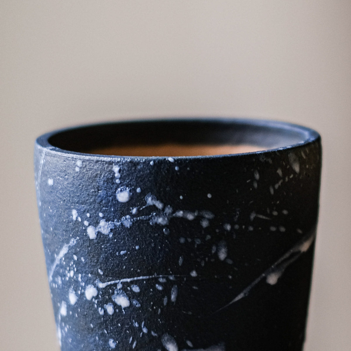 Winter Flower Pot - Regular