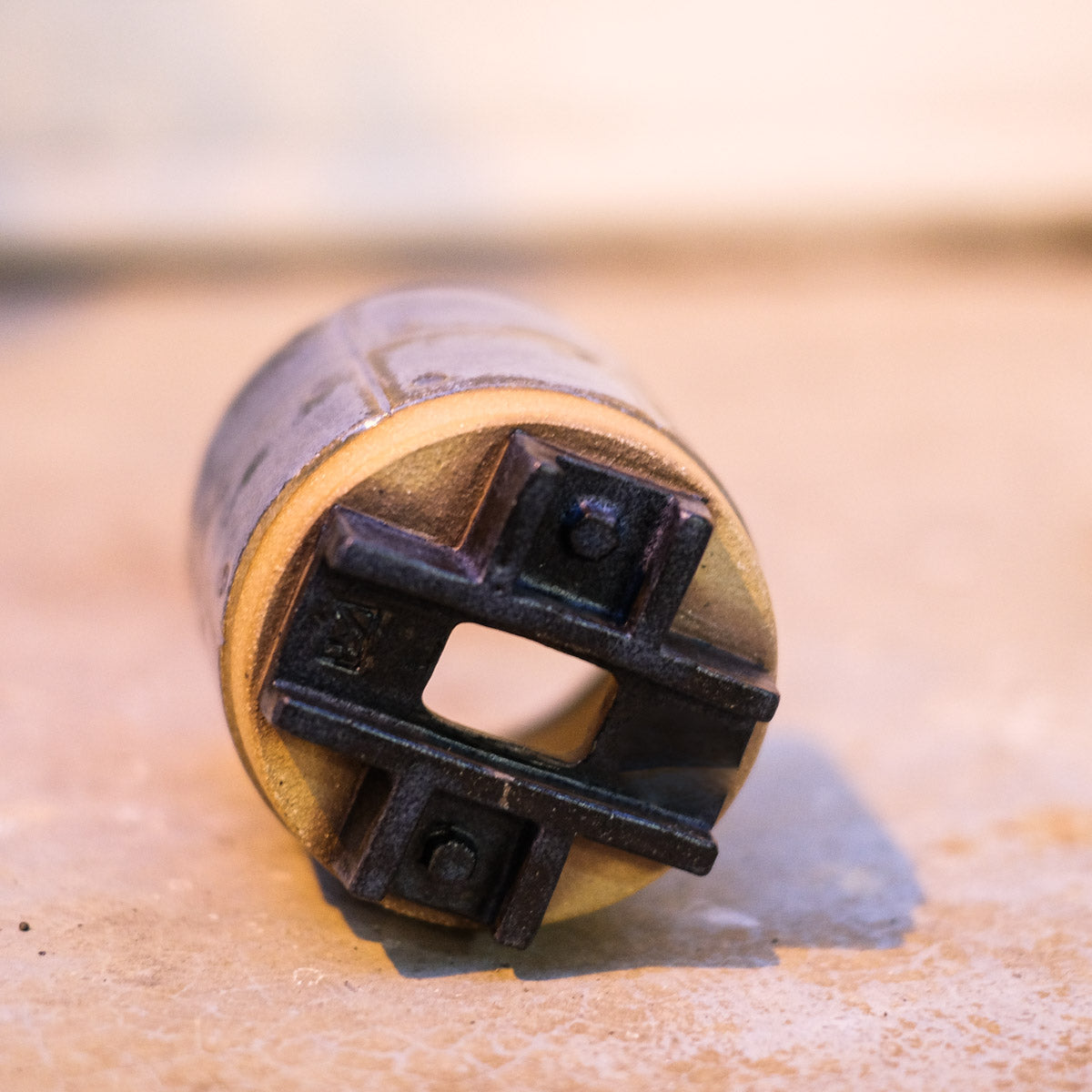 Winter Flower Pot - Wall