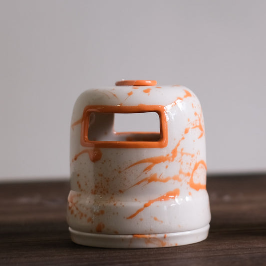 Trash Can White Orange Splash - Ar13 - Po17