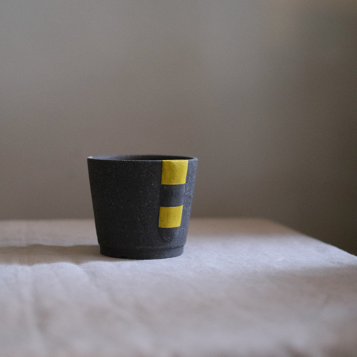 Road Flower Pot - Medium - Ar13 - Po12