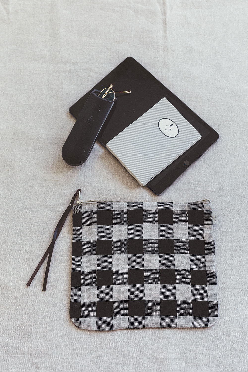 Canna Linen Pouch Bag