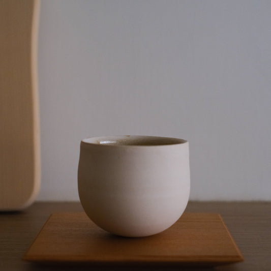 Nic L. - Egg Shell Cup - Nl - 03
