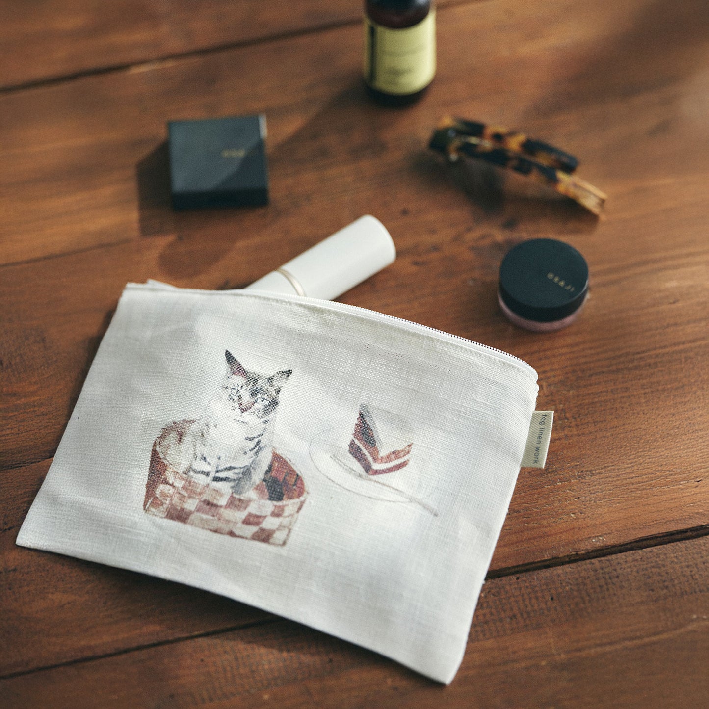 Pouch M.Ogihara Pouch Living With Cats