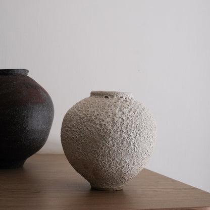 Simon Hsu - 778 - Moon Jar