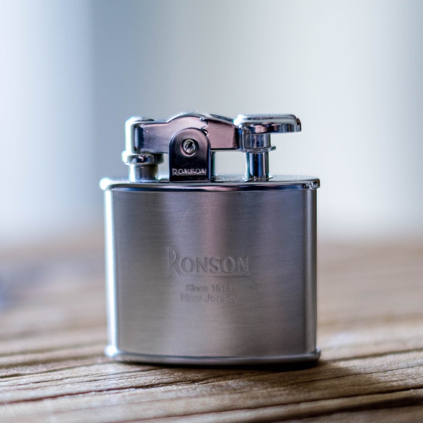 Ronson nostalgia chrome satin