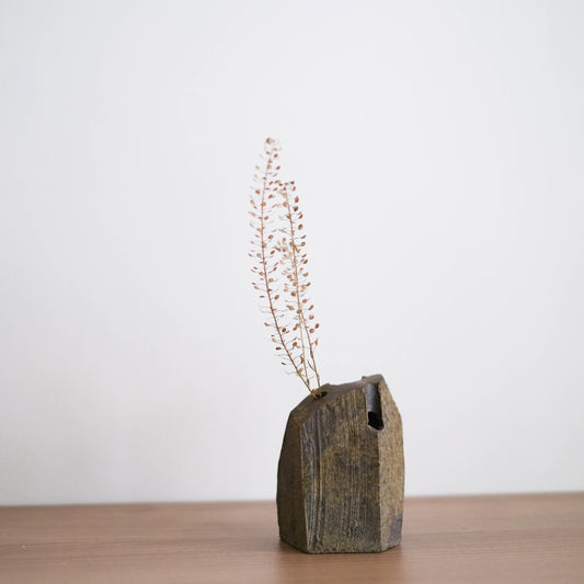 852- Simon Hsu - 360 - Woodfire Vase